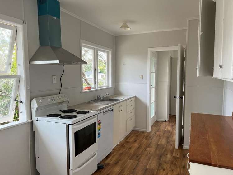 37 Hilling Street Titirangi_8