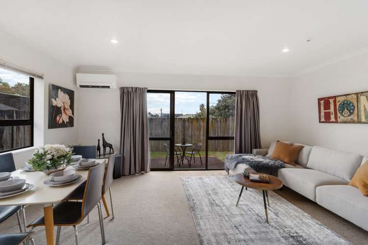 2/10 Great South Road Papakura_7