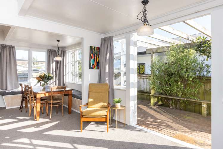 235 Georges Drive Napier South_7