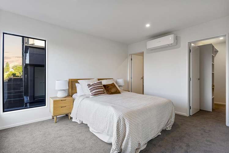 20 Ara Mara Hua Henderson_12