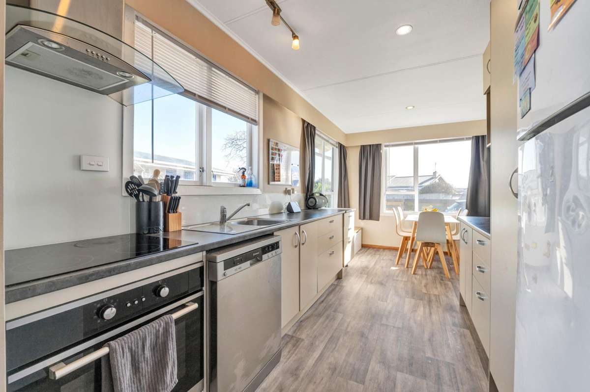 14 Koromiko Avenue_4