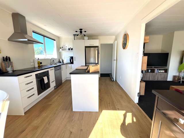 37 Border Road Henderson_1