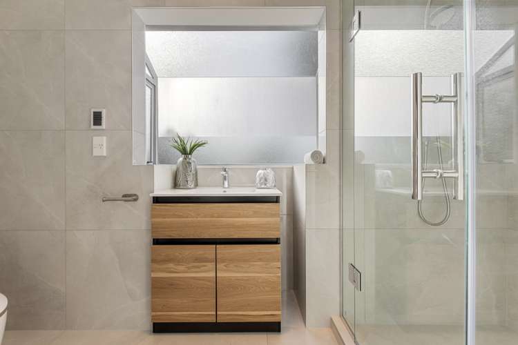 12 Nedlands Place Pakuranga Heights_21