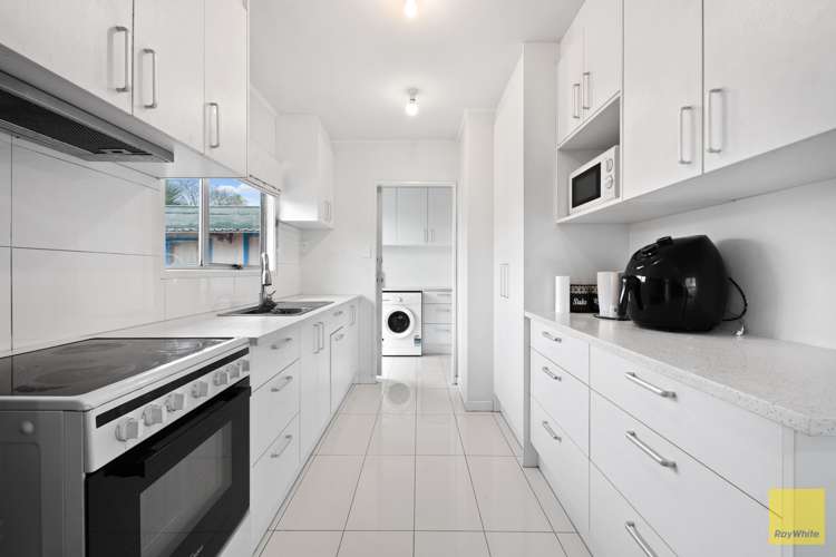 52 Garus Avenue Mangere East_6