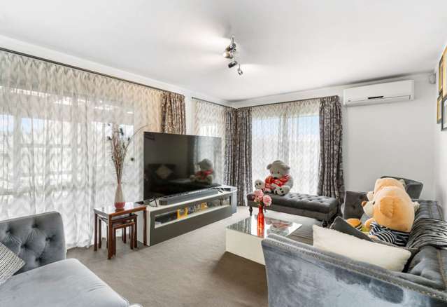 73 Urlich Drive Ranui_1