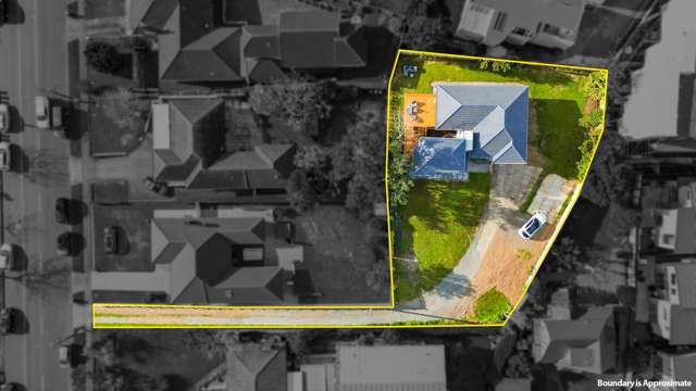 1275m2 of MHU Land with Plans for 3 Houses