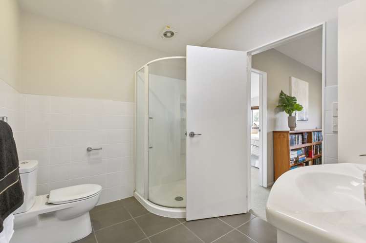 4140 Great North Road Glendene_13