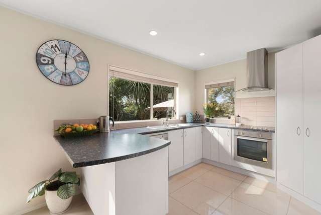 5 Ian Sage Avenue Torbay_3