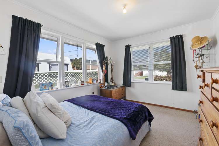 11 Brees Street Epuni_8