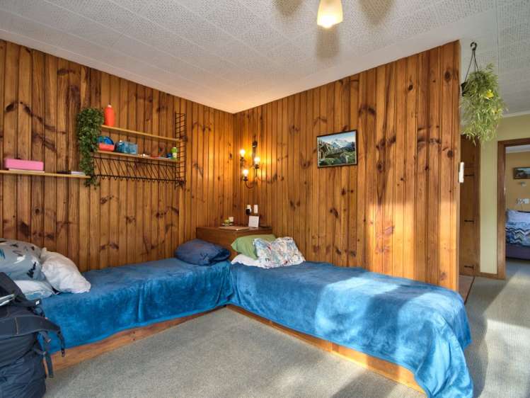 118 Hallenstein Street Queenstown_17