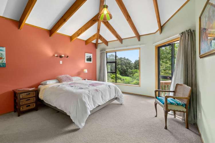 10 Redwood Crescent Westown_12