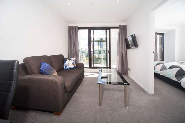 1306/8 Airedale Street City Centre_5
