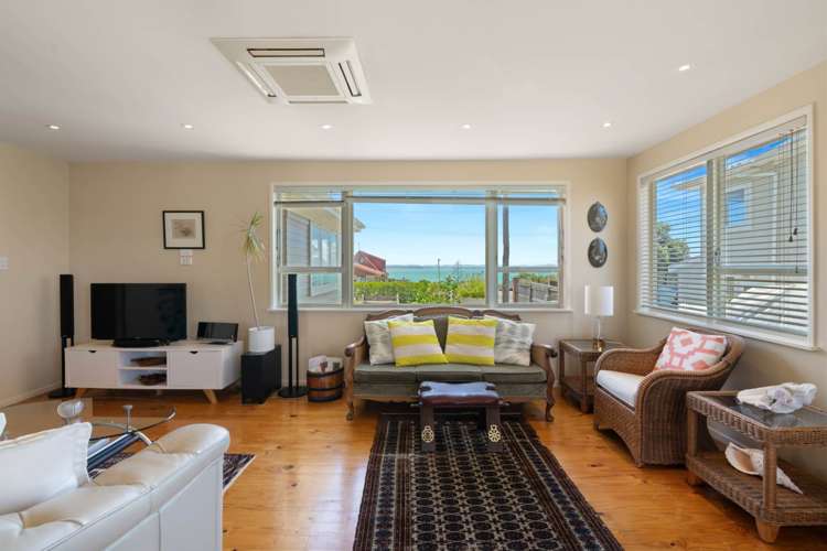 1359 Whangaparaoa Road Army Bay_8