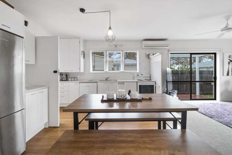 15b Bracken Street Leamington_3