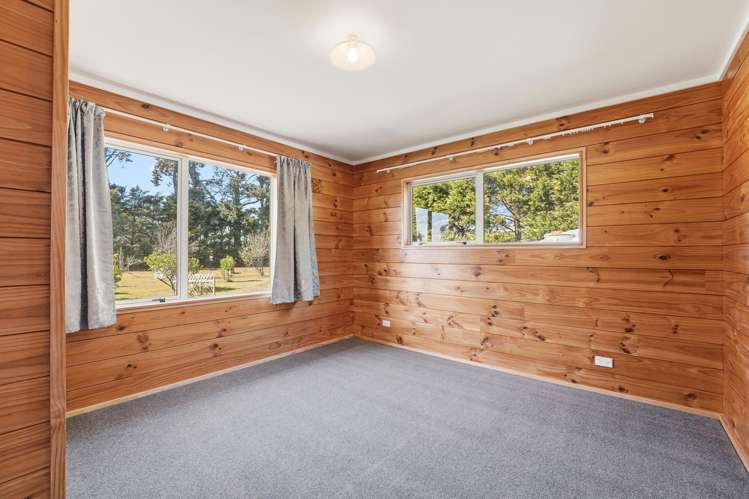 41 Rangiotu Road Himatangi Beach_11