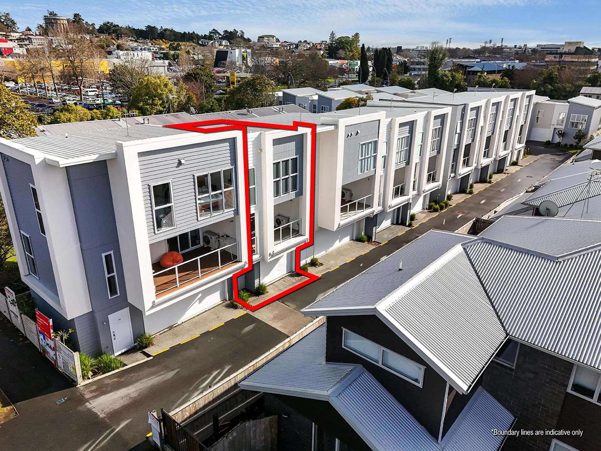 2/4 Palmerston Street Hamilton Central_0