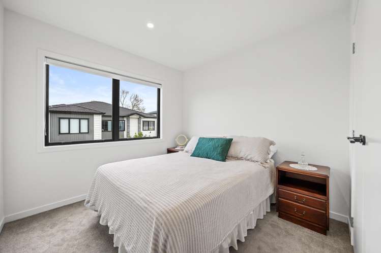 22D Borrowdace Avenue Botany Downs_18