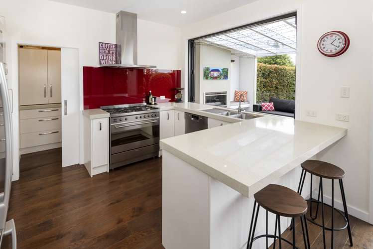 64 Uxbridge Road Mellons Bay_8