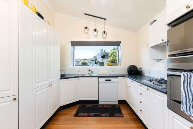 4 Chudleigh Grove Churton Park_4