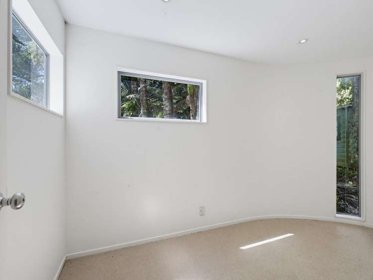 39 Paturoa Road Titirangi_22
