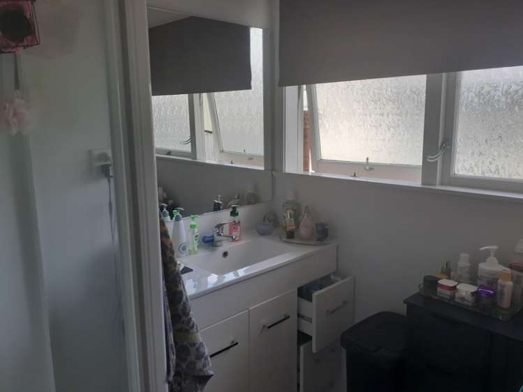 3/8 Paul Place 10694_16