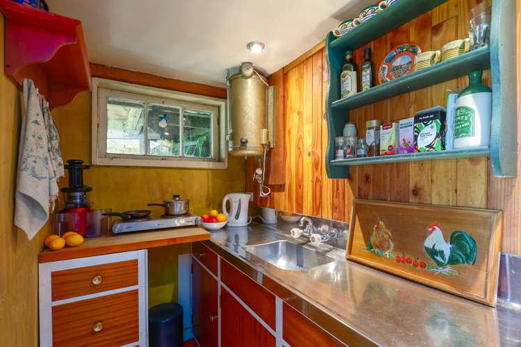 83 Cleveland Terrace Nelson City_16