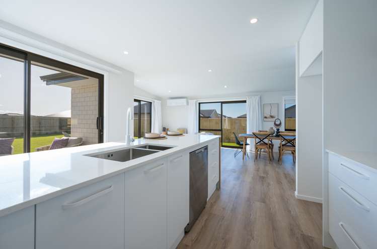 10 Lampton Street Richmond_8