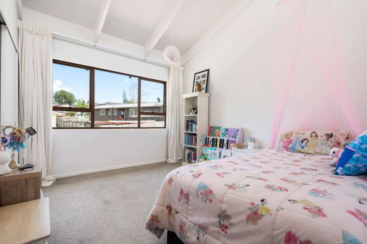 1/351 Royal Road Massey_9