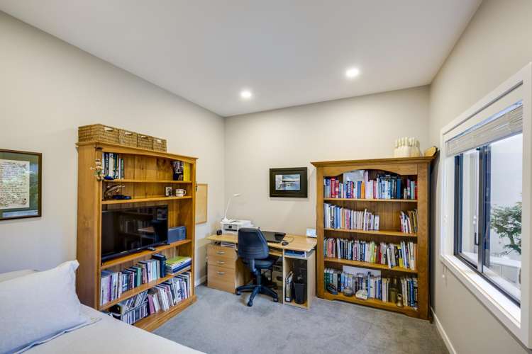 7 Raven Grove Havelock North_13