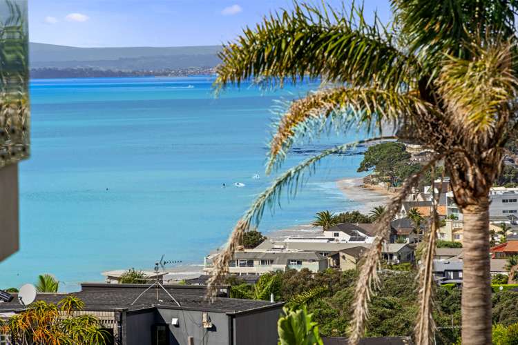 1/64 Seaview Road Castor Bay_33