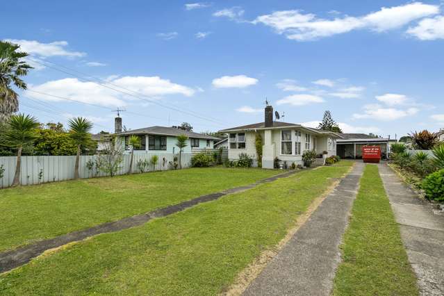 8 Blake Road Mangere East_1