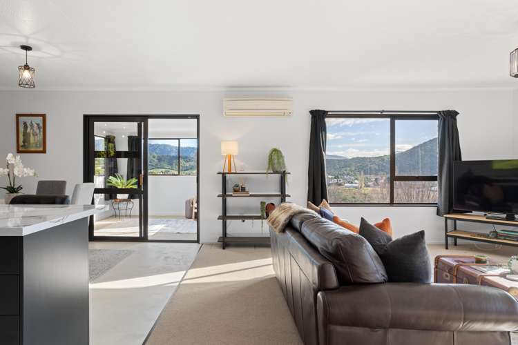6 Moana View Road Waikawa_11