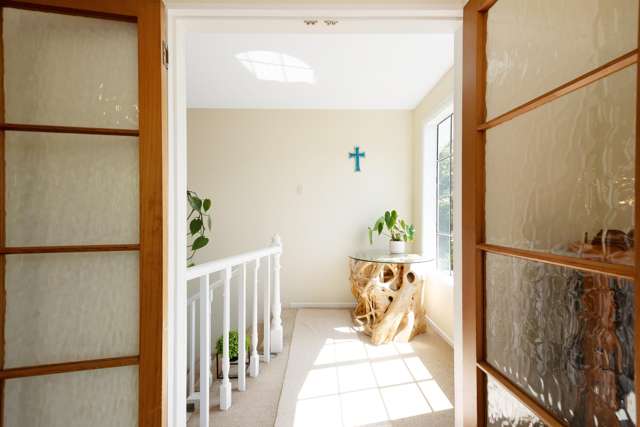 91 Thurleigh Grove Karori_2