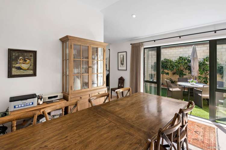 9/52 Taharoto Road Takapuna_3