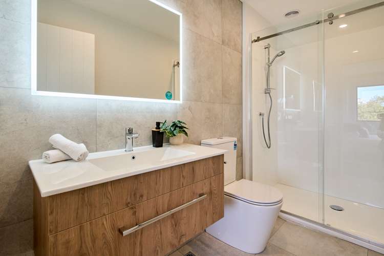 30 Ashton Fitchett Drive Brooklyn_11