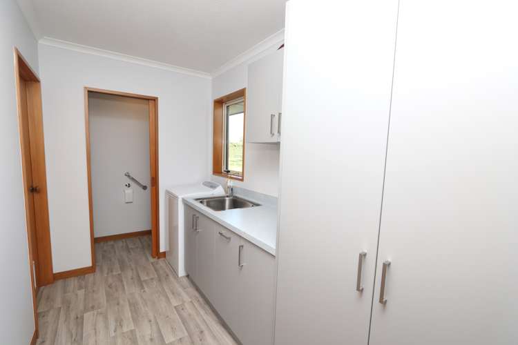 306 Beach Road East Elgin_19