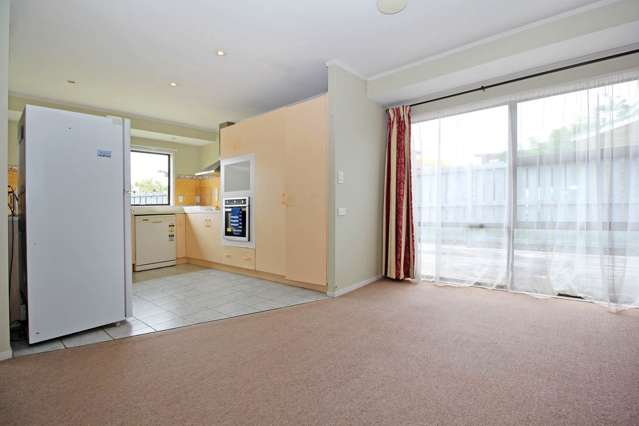 1/11 Camden Place Papatoetoe_2