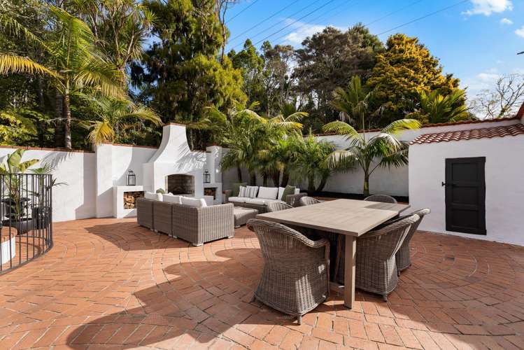 35 Tawini Road Titirangi_22