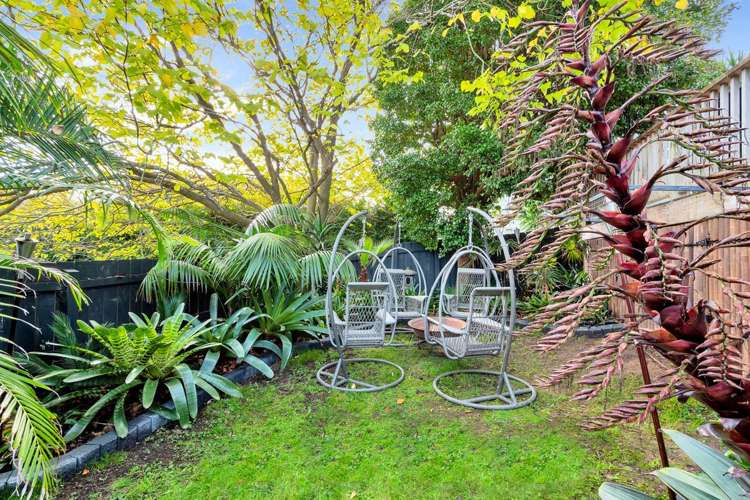 2/13 Philson Terrace Browns Bay_18