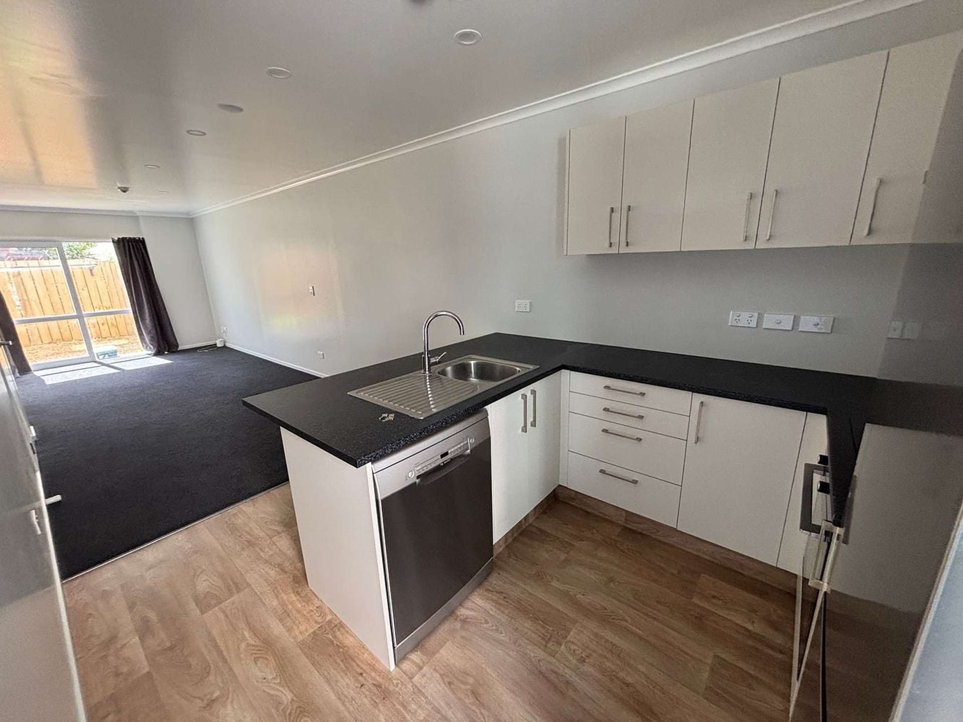 2/332 High Street Dunedin Central_0