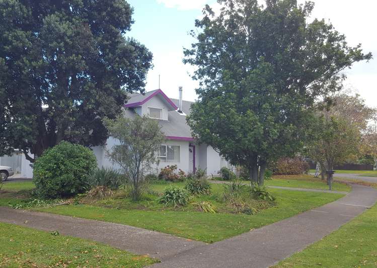 16 Atherfold Crescent Greenmeadows_12