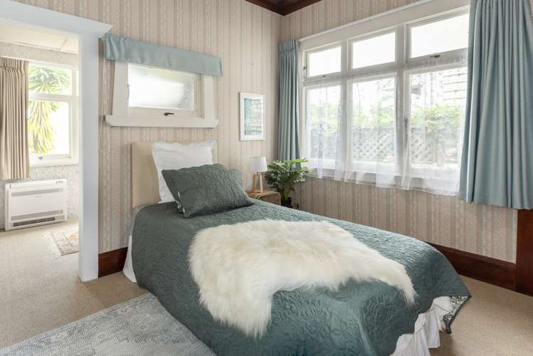 163 Georges Drive Napier South_11