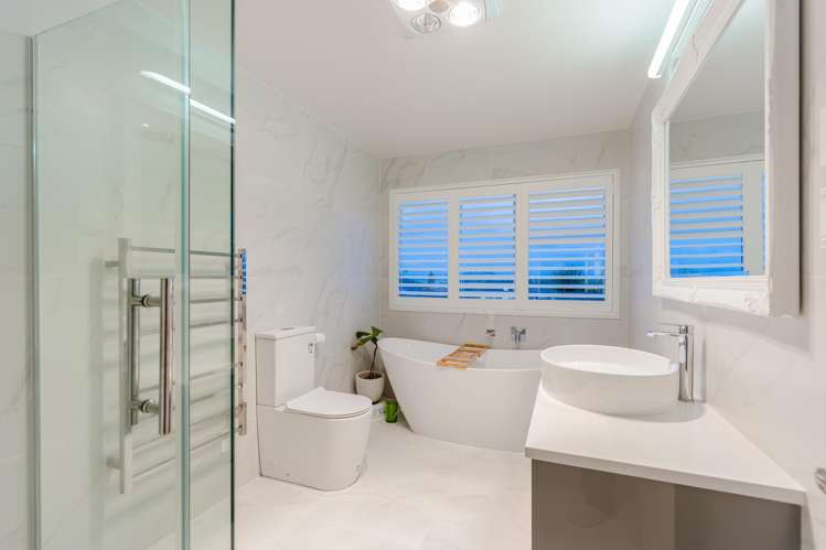 11 Tawatawa Street Long Bay_20