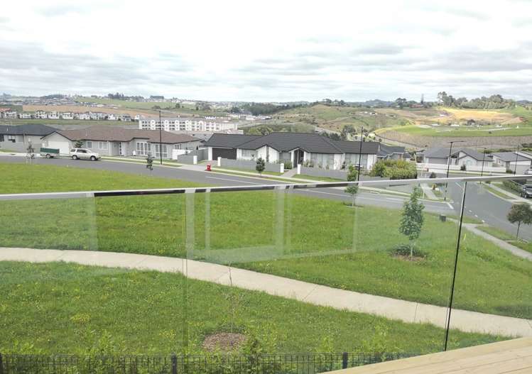 10 Boocock Crescent Orewa_23