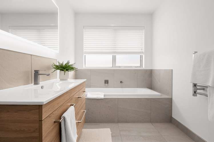 218 Borman Road Rototuna North_16