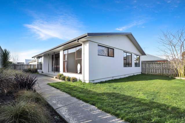 Right In Town - We Want It Sold!