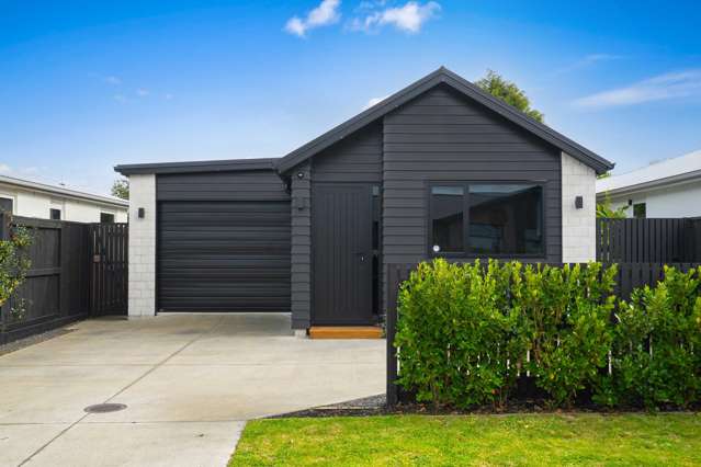 Alfresco Living, Privacy, Pure Style