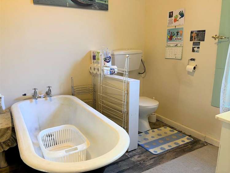 119 Main Road Blackball_14