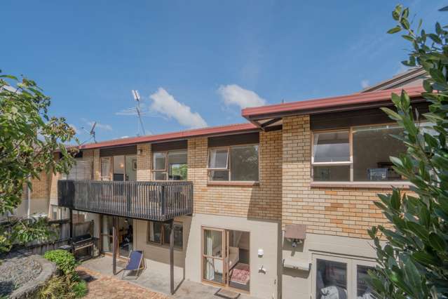 2/57 Rawhiti Road One Tree Hill_1