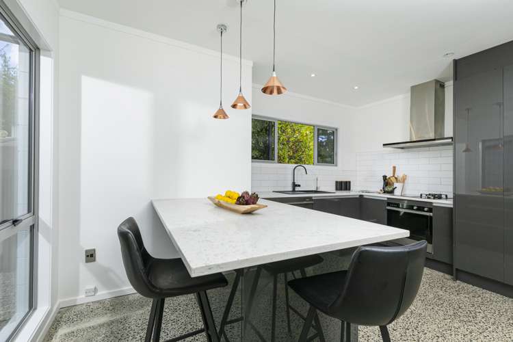 106 Sanders Road Paremoremo_10